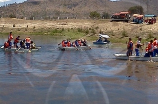  Everyone on the lake